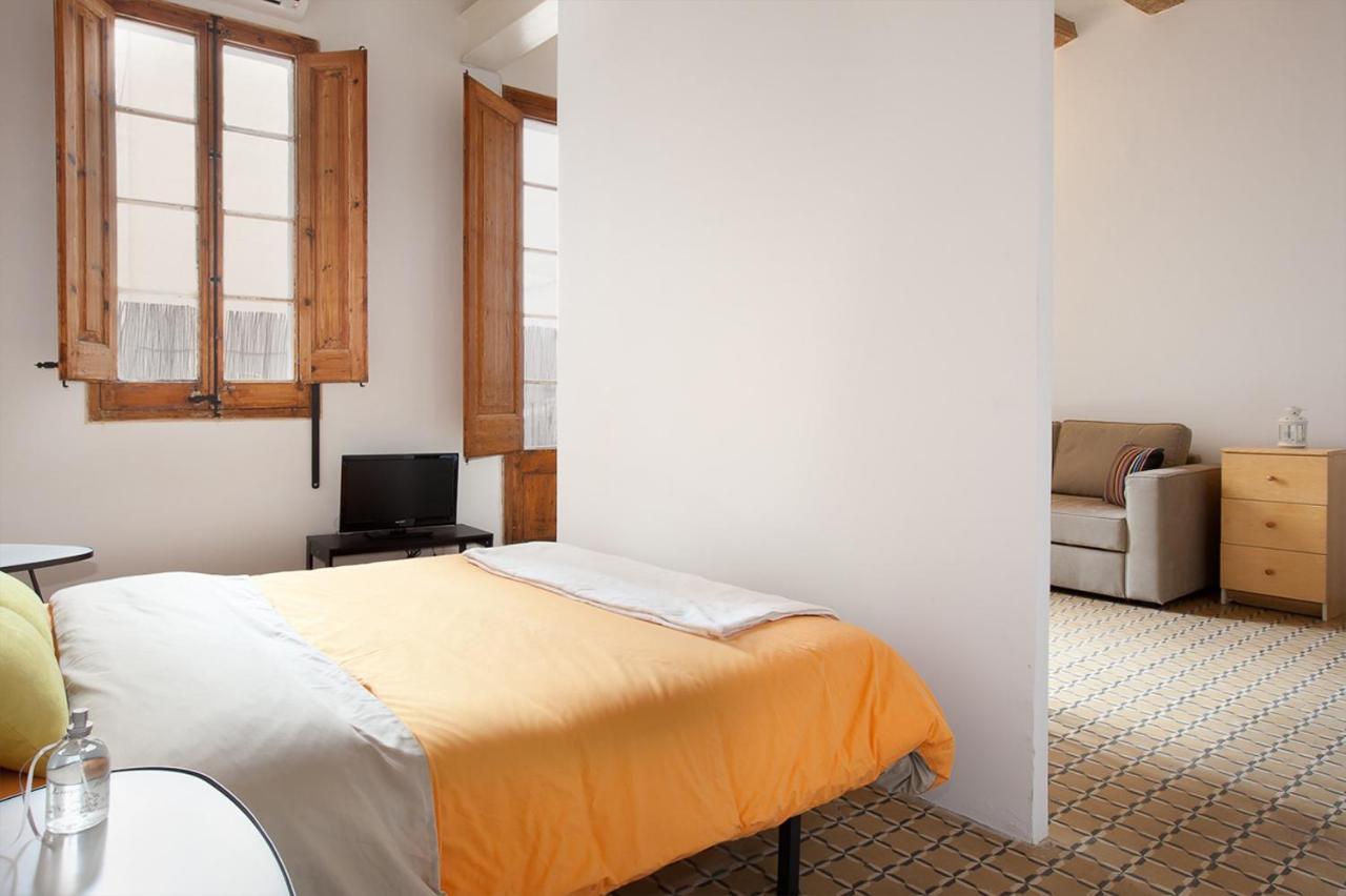 Borrell - Near Ramblas บาร์เซโลนา ภายนอก รูปภาพ